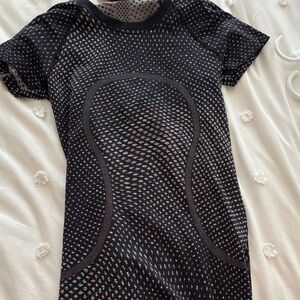 Lululemon swiftly tech